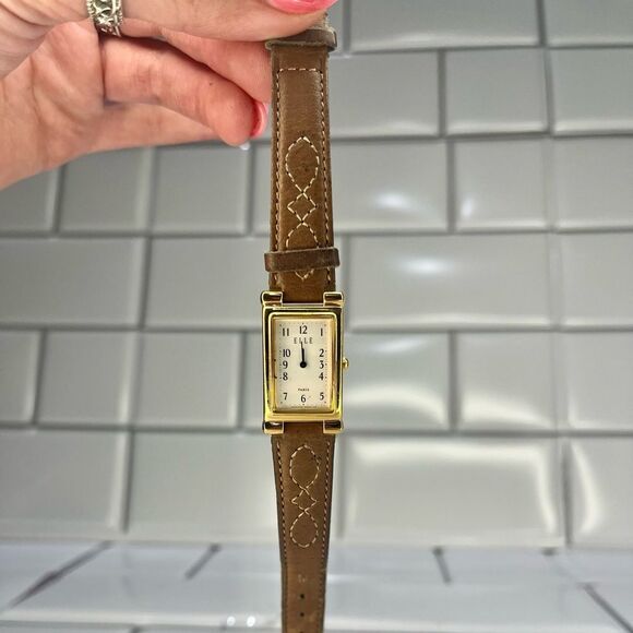 Elle White Dial oldβTONE Rectangle Case Brown Leather Band Watch - Picture 6 of 8
